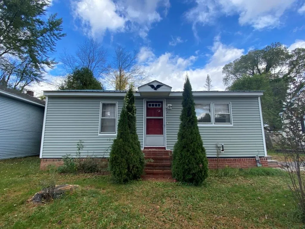 25 Fairbanks Street Keene NH 03431