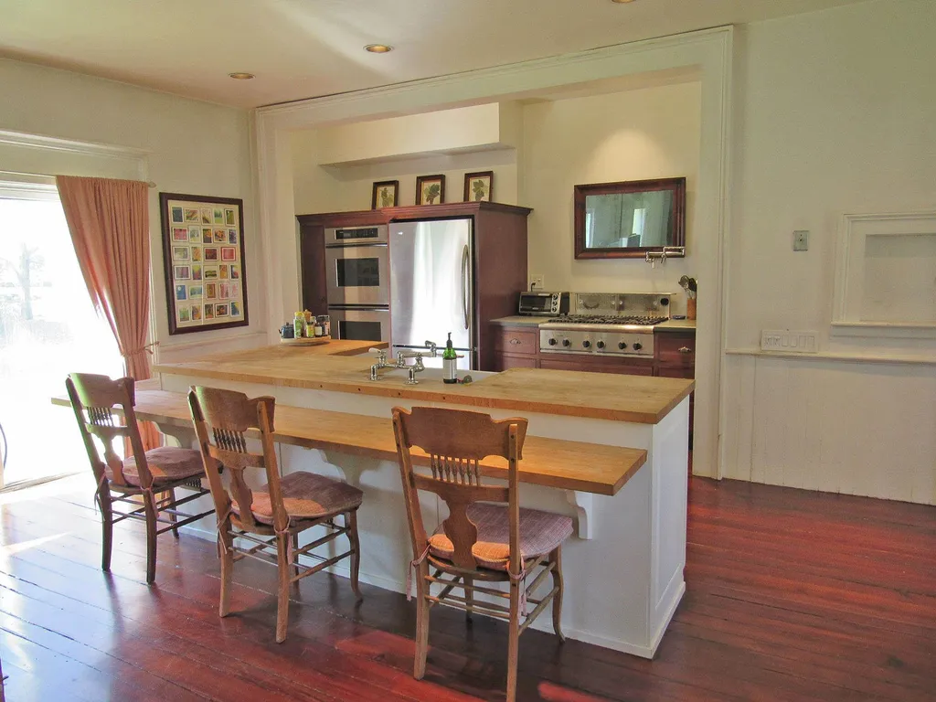170 Western Avenue Brattleboro VT 05301