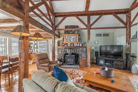 89 Temple Road Wilton NH 03086