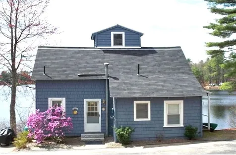 9 Seeley Street Sandown NH 03873