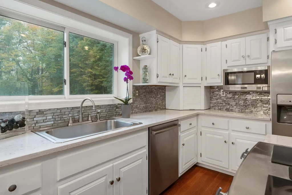 120 Alehson Street Rye NH 03870