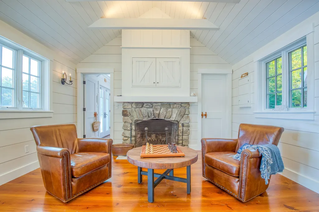 36 Pipers Point Lane Alton NH 03809