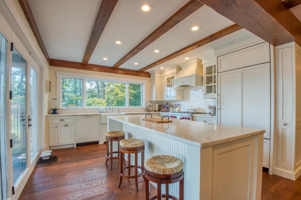 36 Pipers Point Lane Alton NH 03809