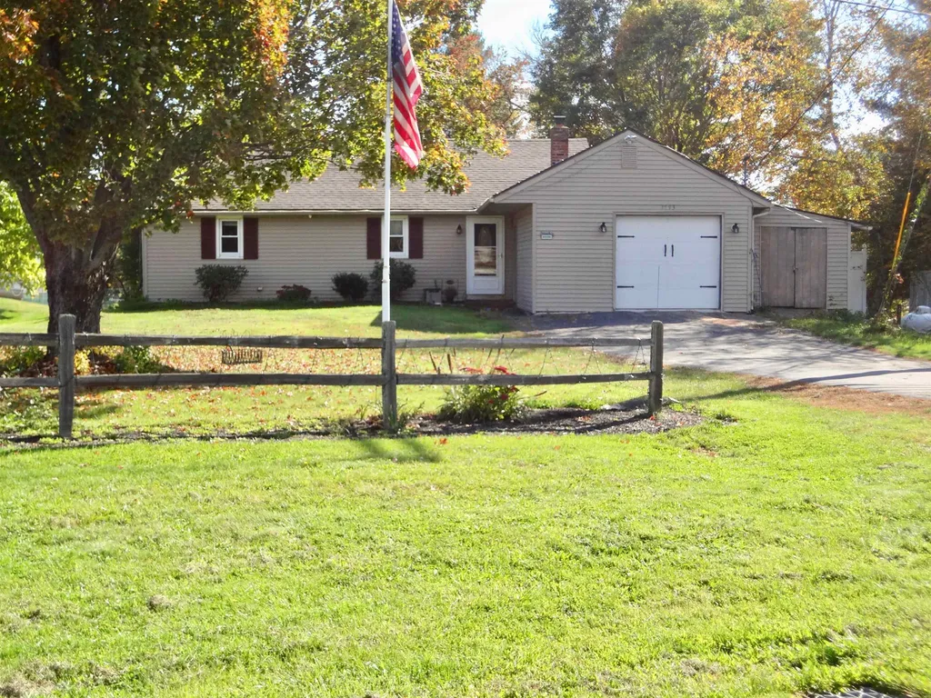 1793 Parade Road Laconia NH 03246
