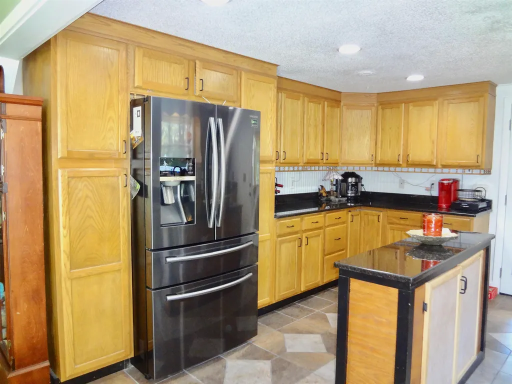 1793 Parade Road Laconia NH 03246