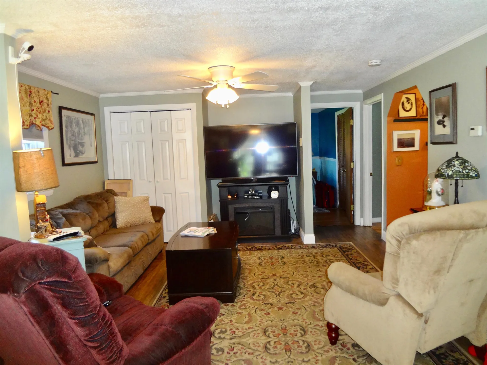 1793 Parade Road Laconia NH 03246