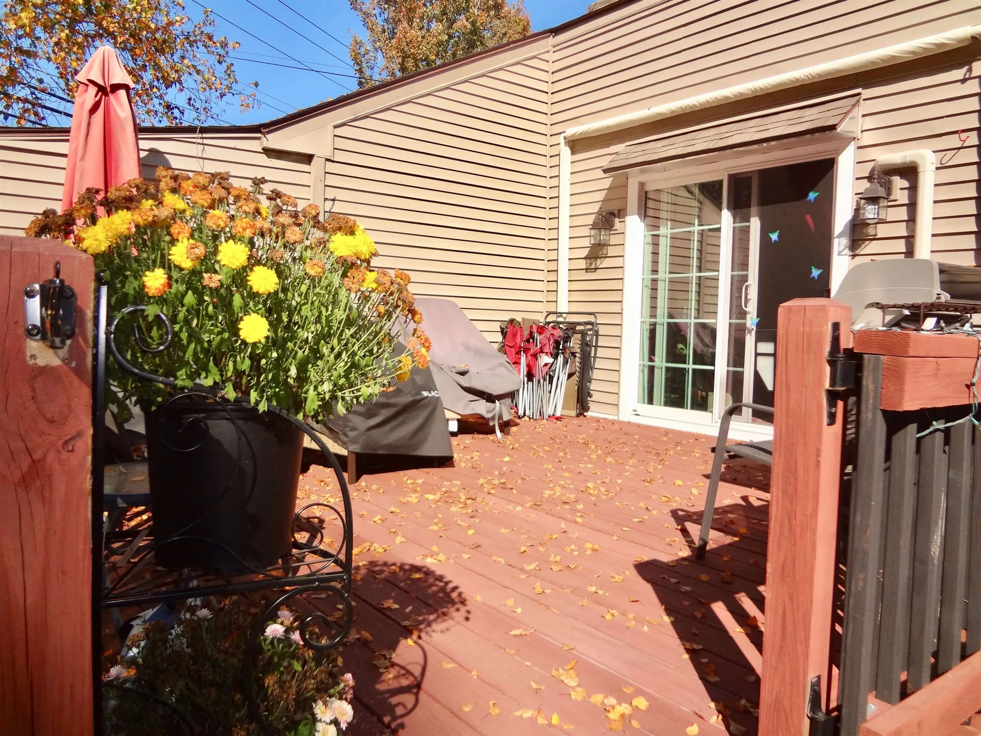 1793 Parade Road Laconia NH 03246