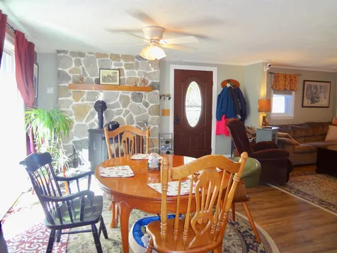 1793 Parade Road Laconia NH 03246