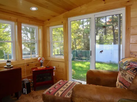 1793 Parade Road Laconia NH 03246