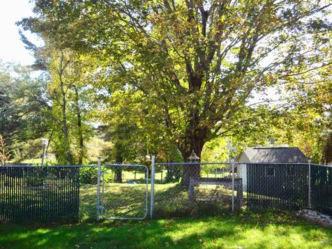 1793 Parade Road Laconia NH 03246