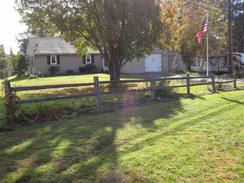 1793 Parade Road Laconia NH 03246