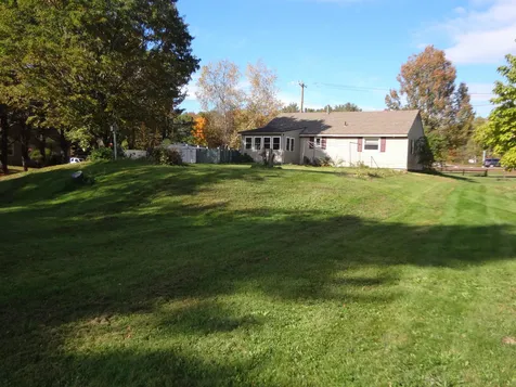 1793 Parade Road Laconia NH 03246