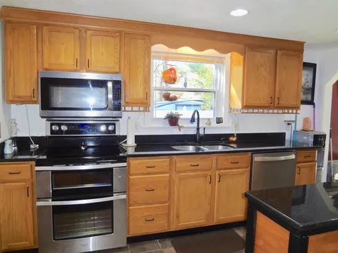 1793 Parade Road Laconia NH 03246
