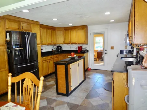 1793 Parade Road Laconia NH 03246