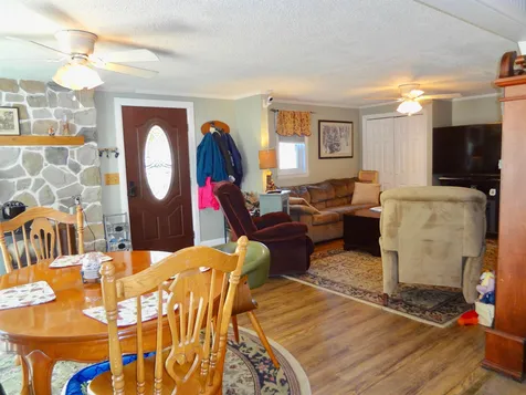 1793 Parade Road Laconia NH 03246