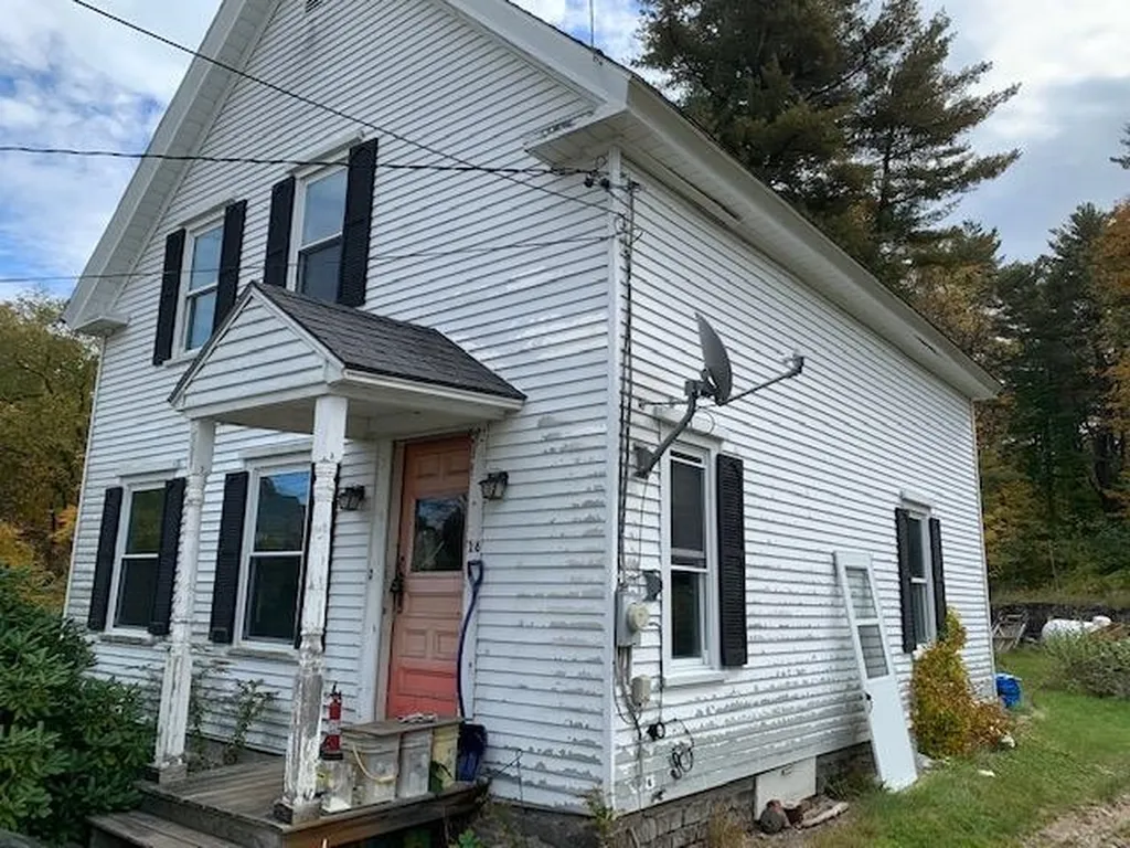 16 Acre Street Bennington NH 03442