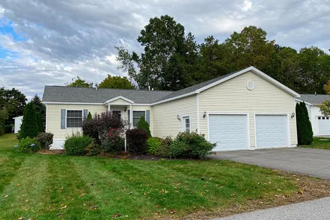 46 Centerwood Drive Concord NH 03301