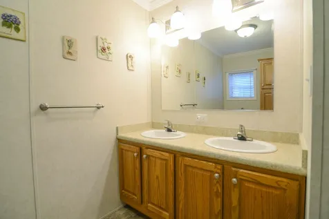 46 Centerwood Drive Concord NH 03301