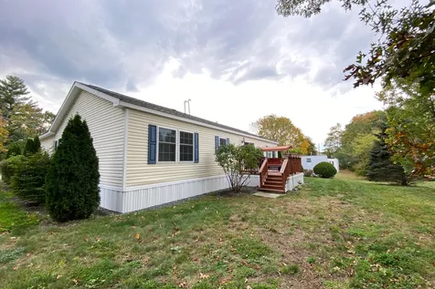 46 Centerwood Drive Concord NH 03301