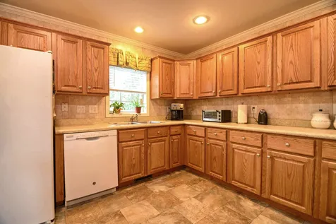 46 Centerwood Drive Concord NH 03301