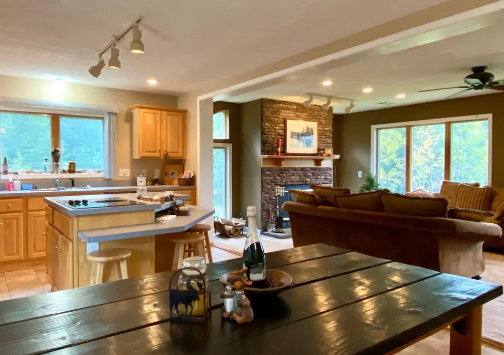 59 Barry Highlands Road Danbury NH 03230
