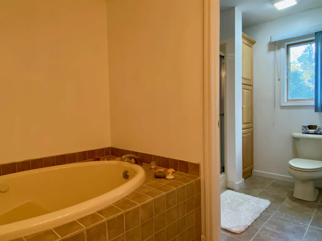 59 Barry Highlands Road Danbury NH 03230