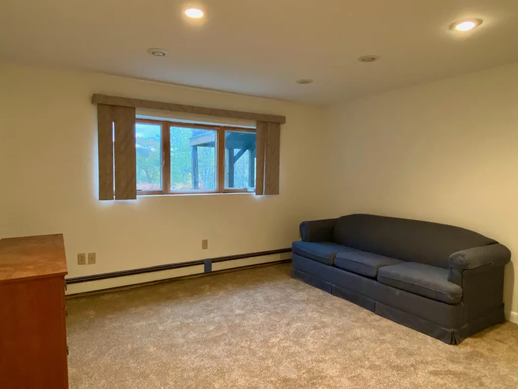 59 Barry Highlands Road Danbury NH 03230