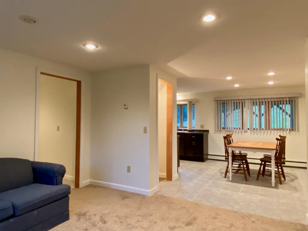 59 Barry Highlands Road Danbury NH 03230