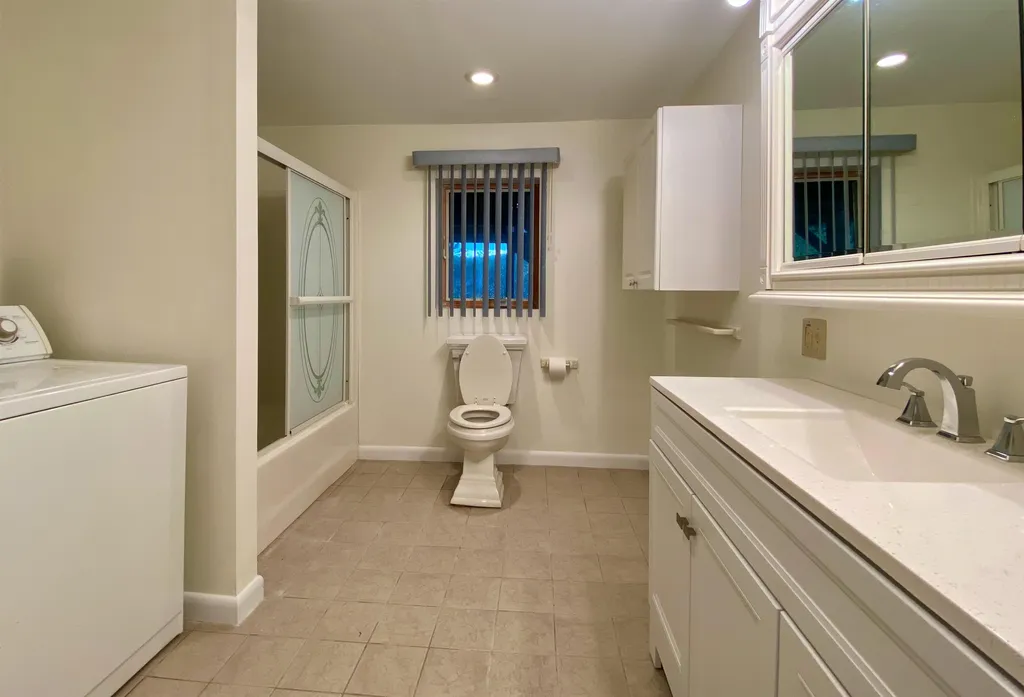 59 Barry Highlands Road Danbury NH 03230