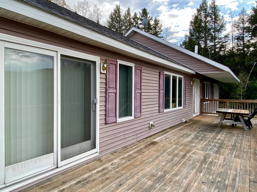 59 Barry Highlands Road Danbury NH 03230