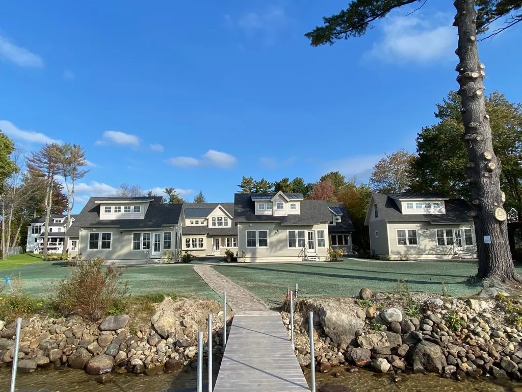 14 Lake Shore Drive Moultonborough NH 03254