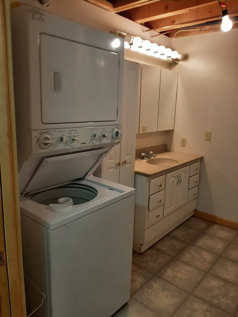83 North Hill Road Stewartstown NH 03576