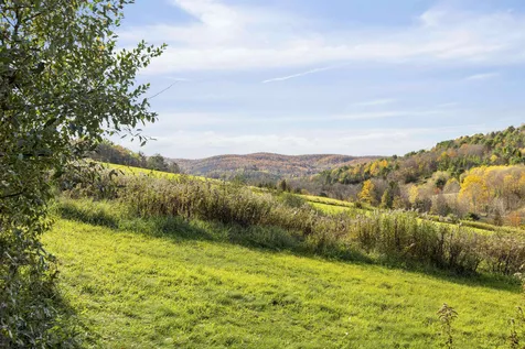 92 Winding Brook Lane Hartford VT 05001