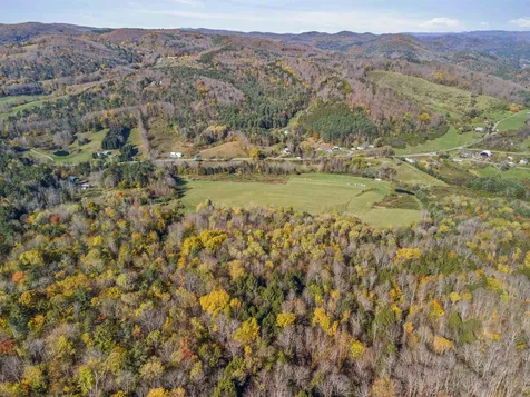 92 Winding Brook Lane Hartford VT 05001