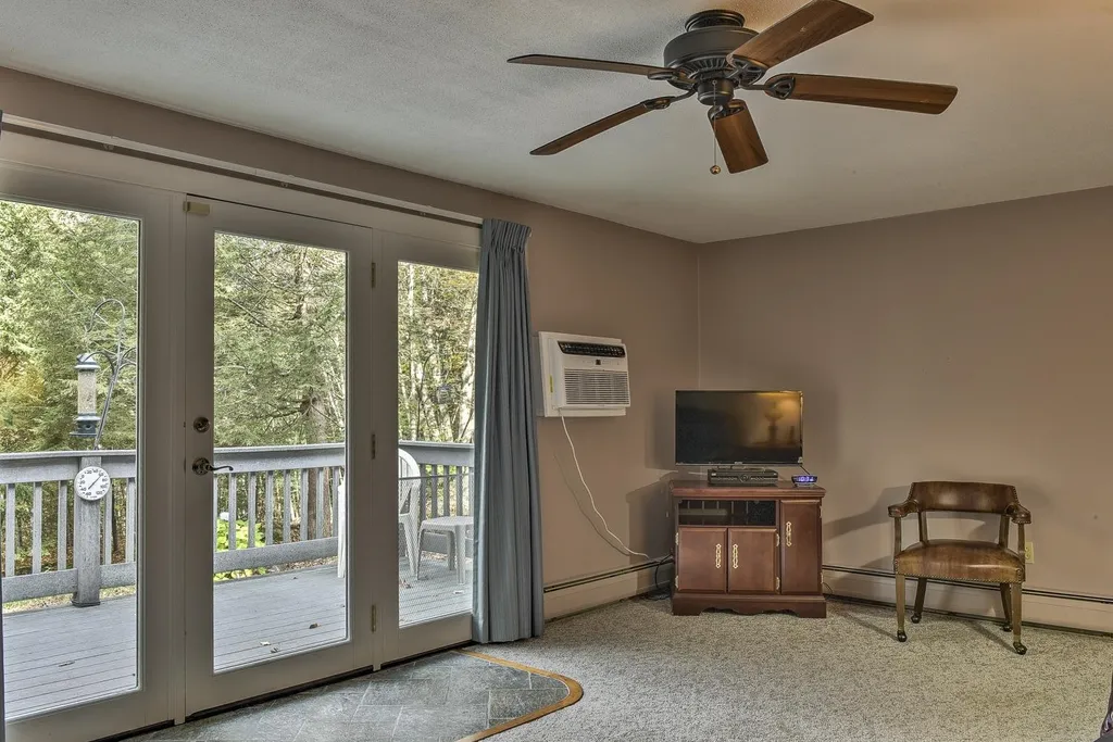 114 Rabbit Hollow Road Winchester NH 03470