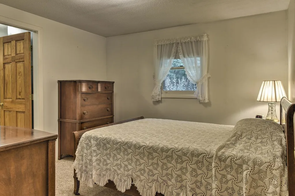 114 Rabbit Hollow Road Winchester NH 03470