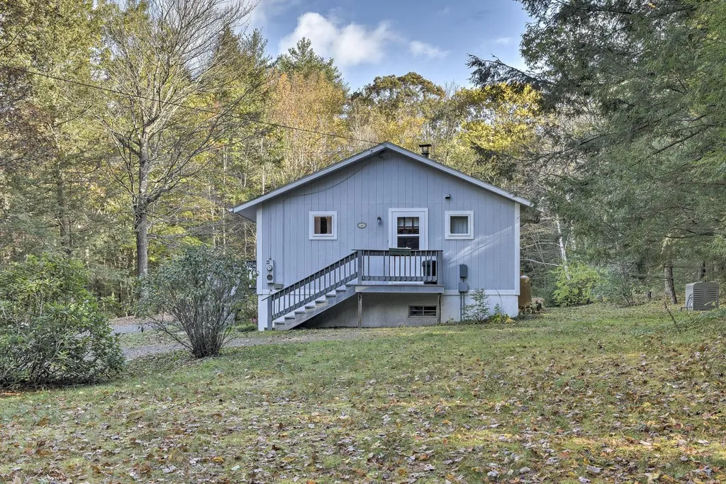 114 Rabbit Hollow Road Winchester NH 03470