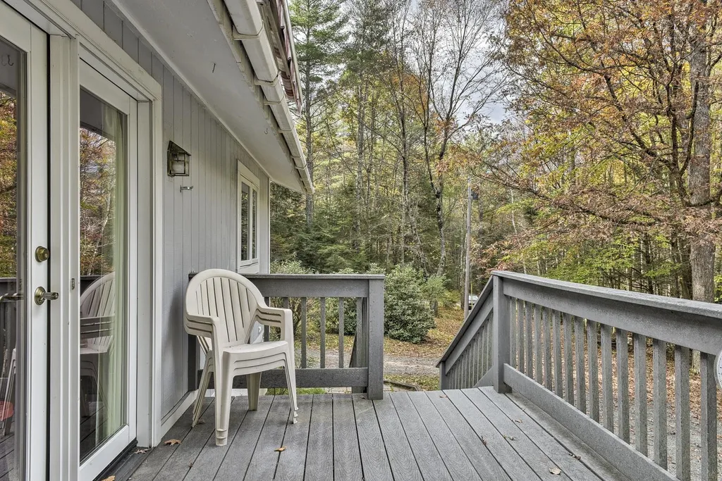 114 Rabbit Hollow Road Winchester NH 03470