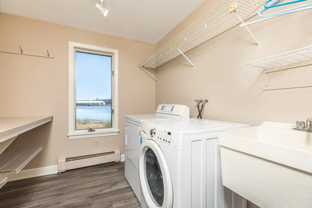 12 Ruth Street Portsmouth NH 03801