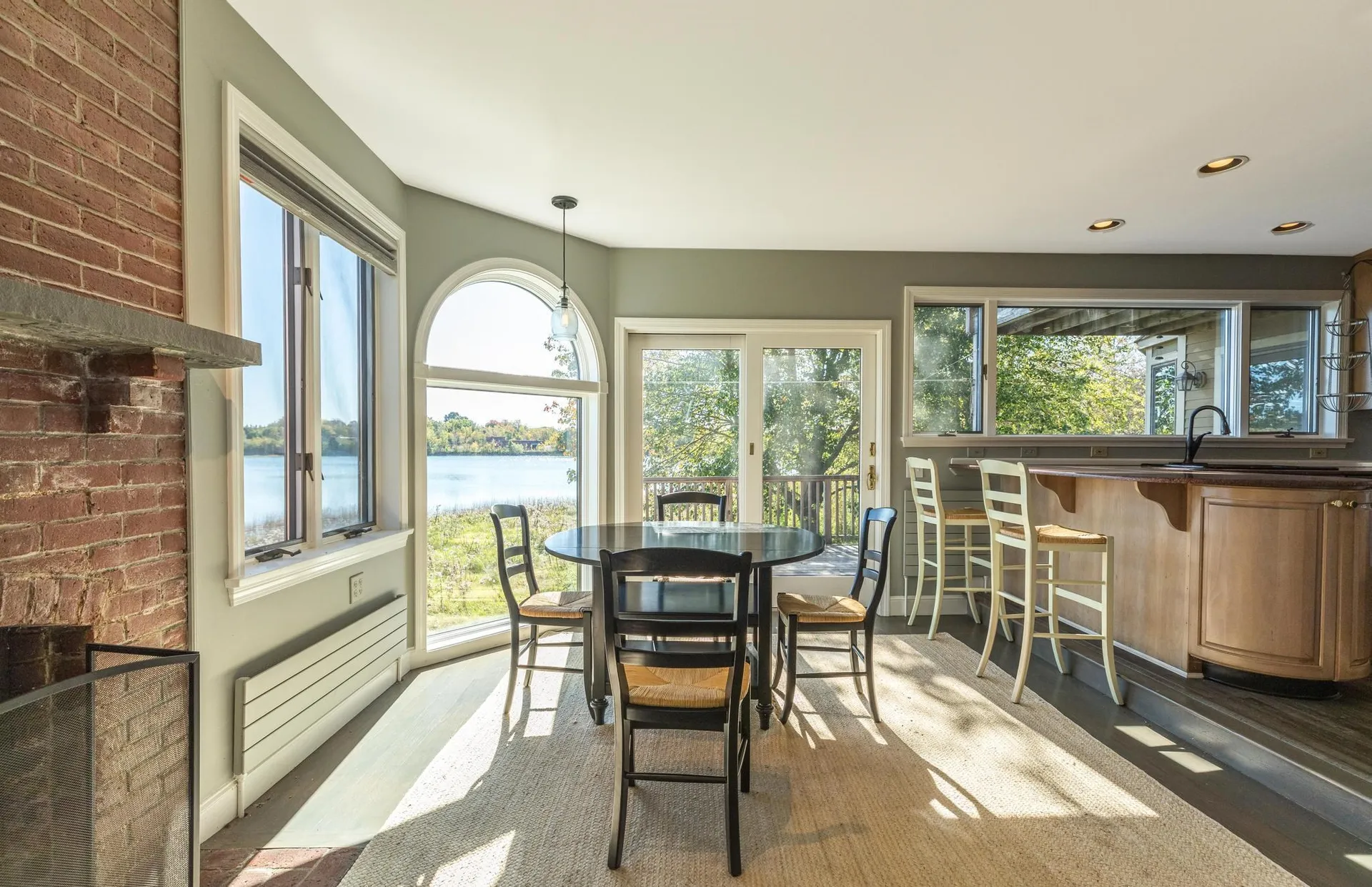 12 Ruth Street Portsmouth NH 03801