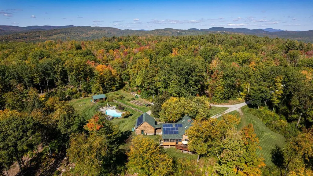 169 Locust Lane Henniker NH 03242