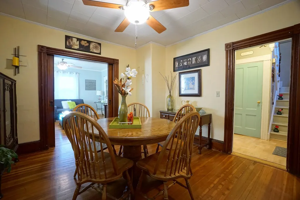 5 West Everett Street Derry NH 03038