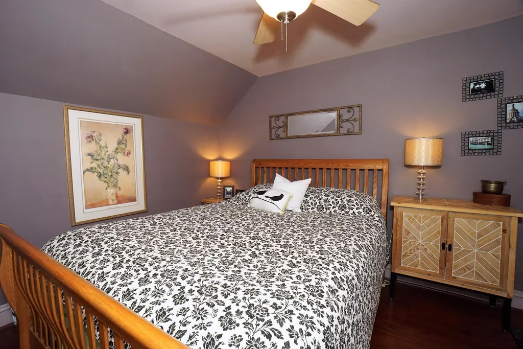 5 West Everett Street Derry NH 03038