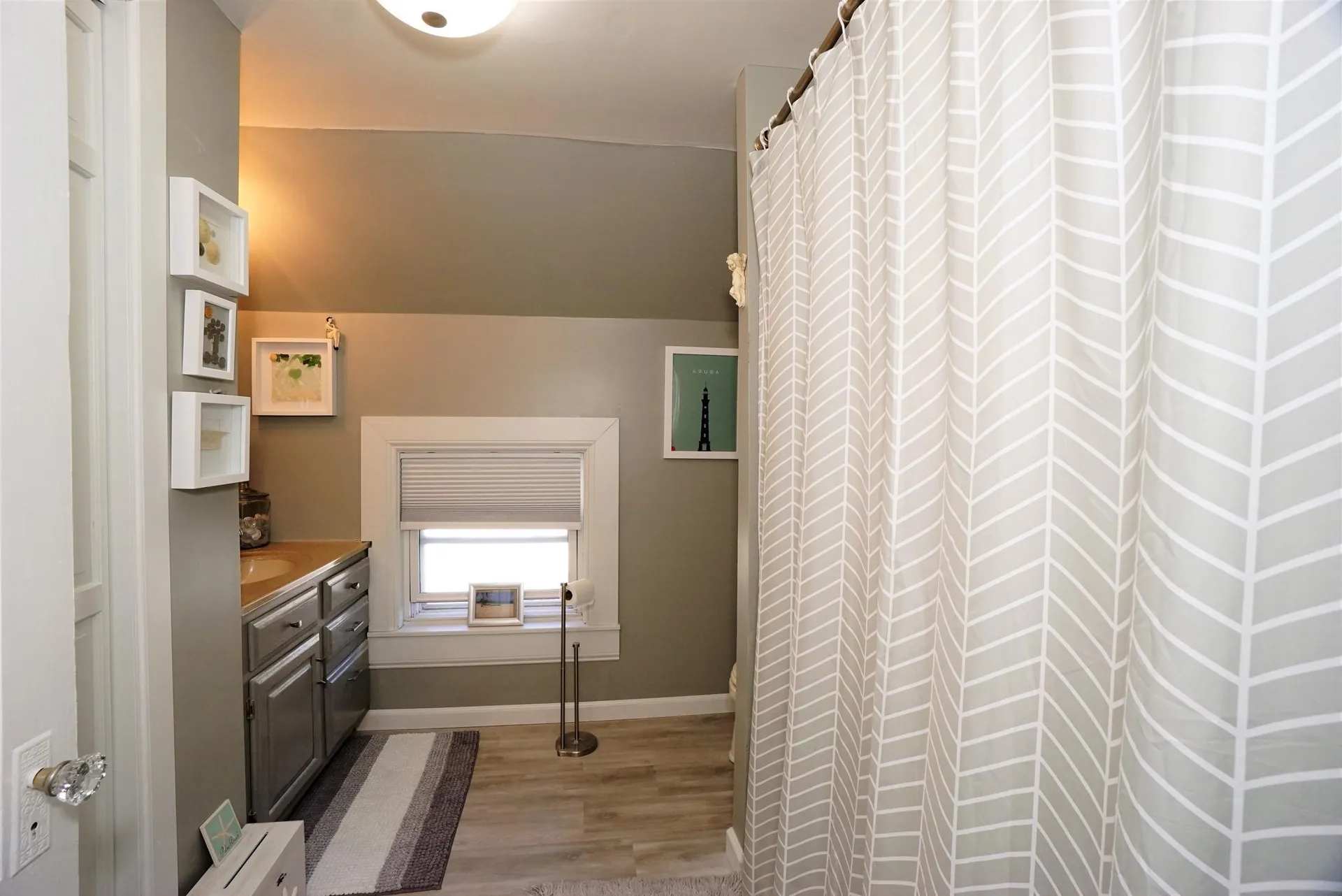 5 West Everett Street Derry NH 03038
