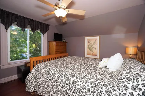 5 West Everett Street Derry NH 03038