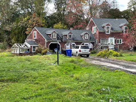 11 Coll Street Hudson NH 03051-2811