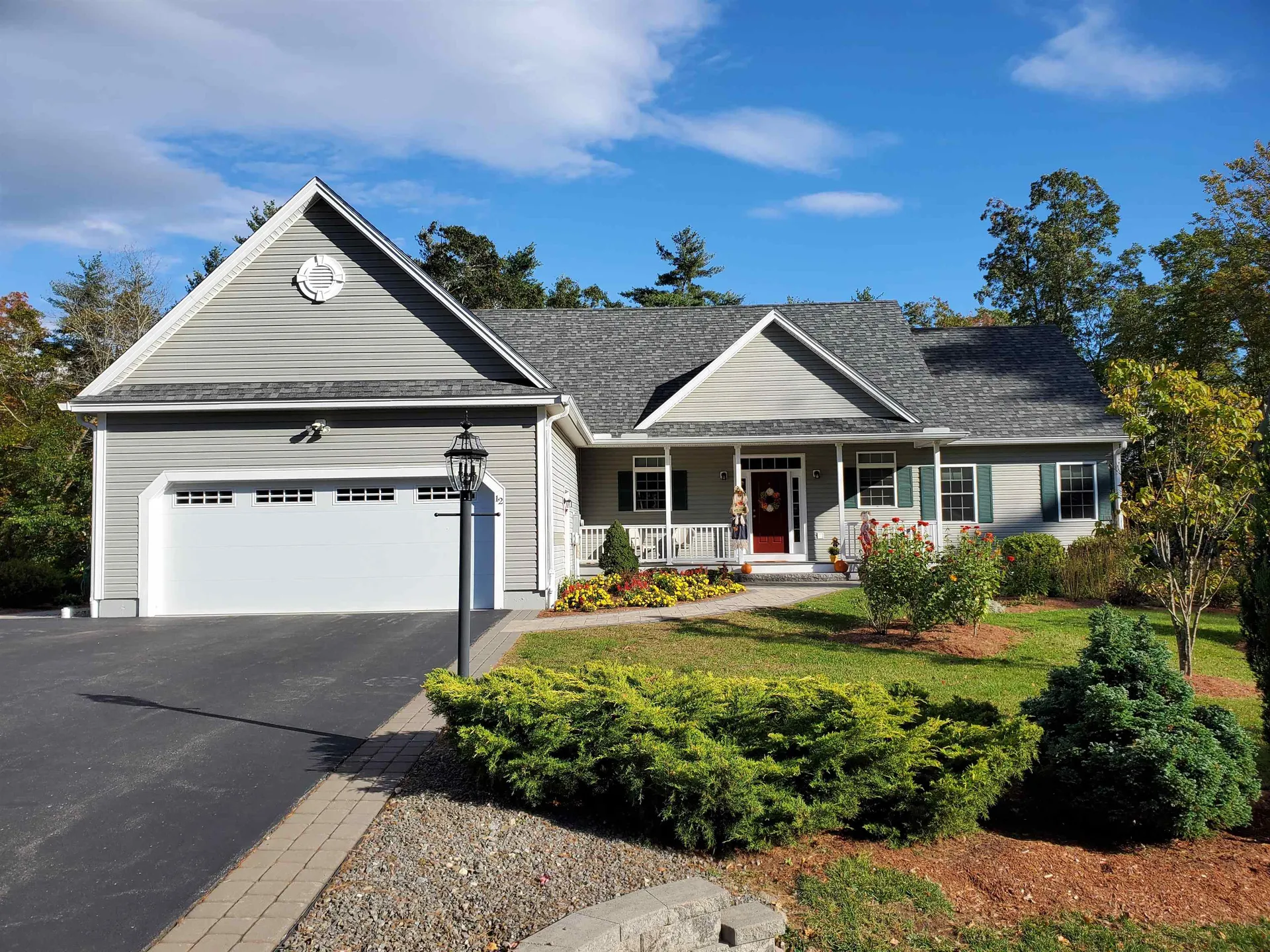 12 Saddle Brook Lane Epping NH 03042