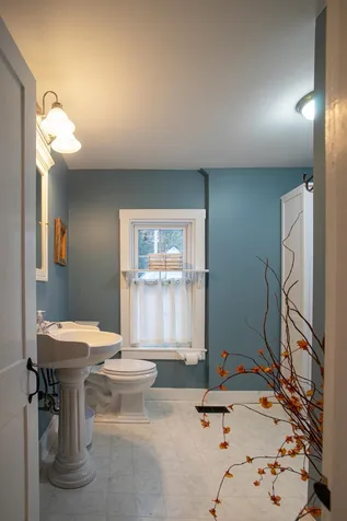 46 West Street Newfane VT 05345