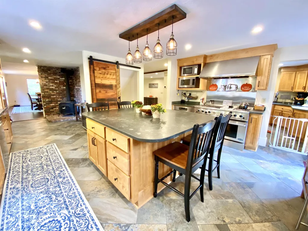 187 Intervale Road Gilford NH 03249
