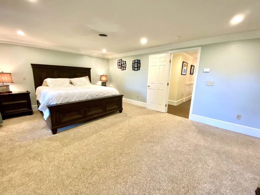 187 Intervale Road Gilford NH 03249